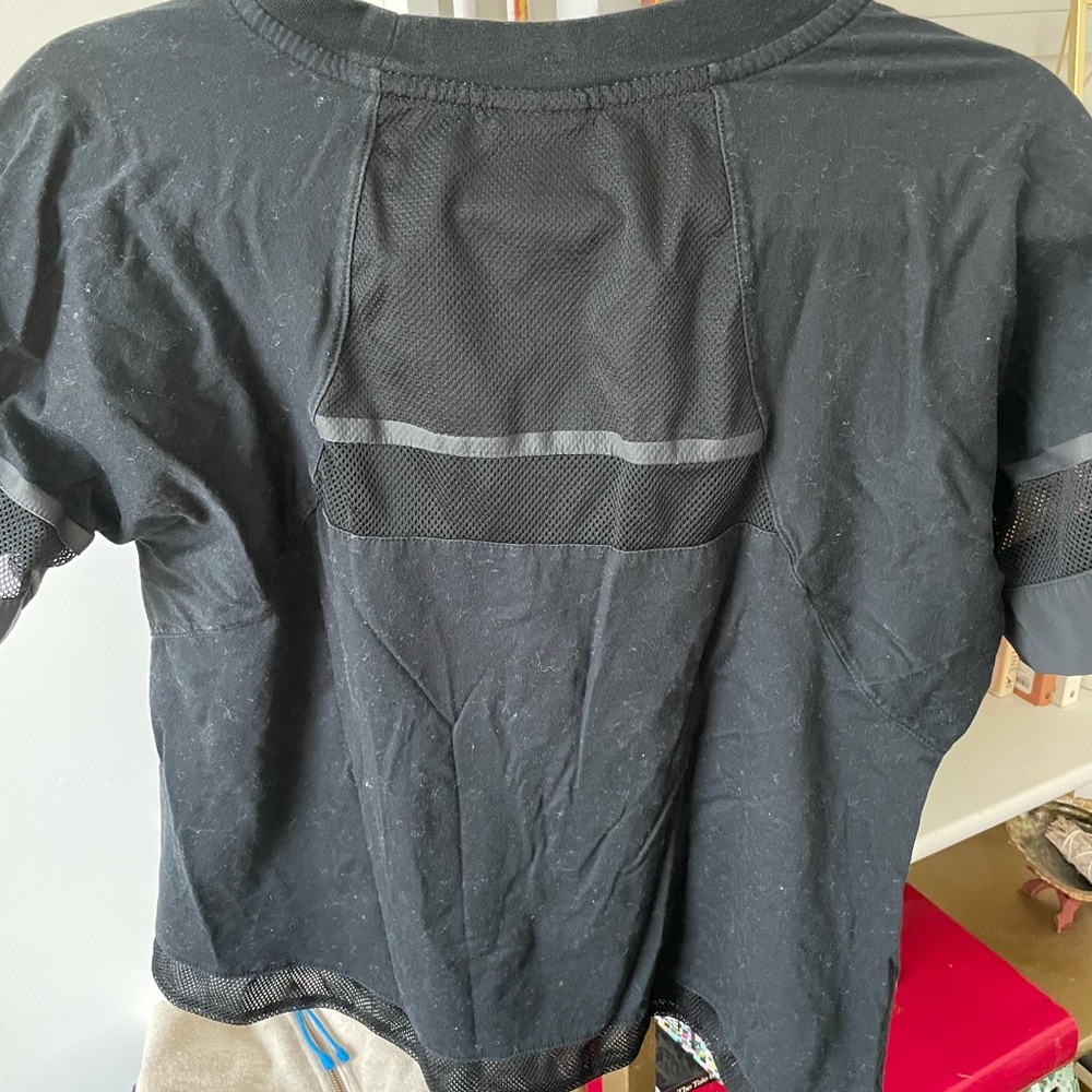 Nike Exercise Crop Top - Picture 3 of 4